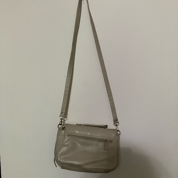 Vintage cream crossbody purse - Picture 2 of 7